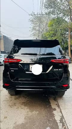 Toyota Fortuner Legender 2022