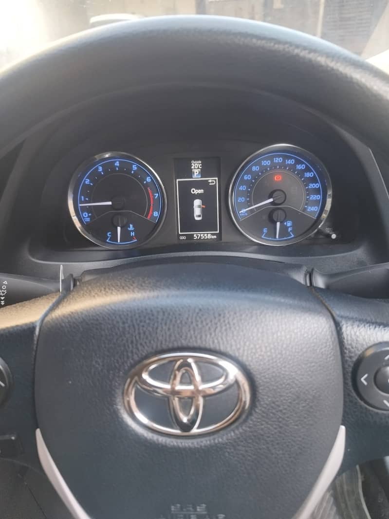 Toyota Corolla Altis 2018 8