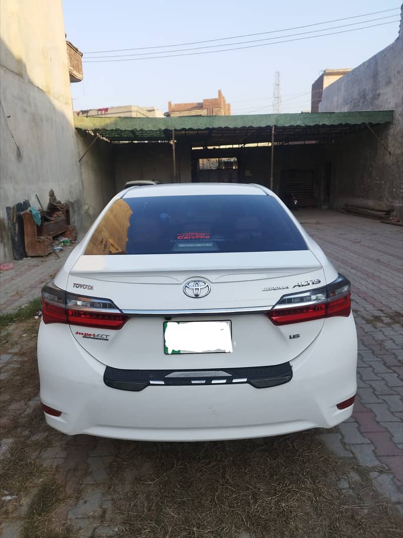 Toyota Corolla Altis 2018 10