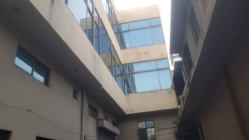 12000 square triple story for factory/warehouse or IT office Available for Rent in Peco Road Lahore 27