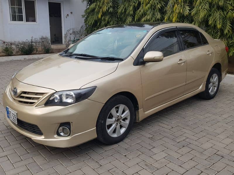 Toyota Corolla Altis 2011 1