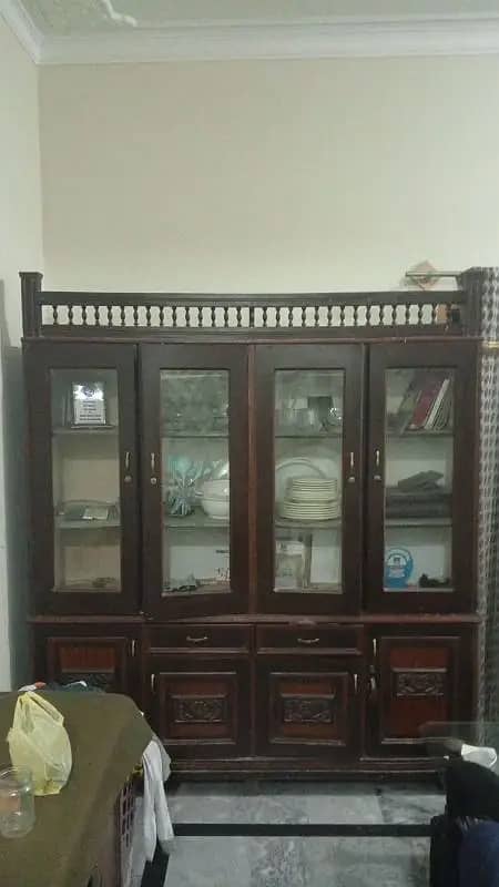 used wooden showcase 0