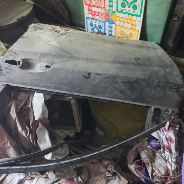 left driver side door of Honda vezel 1