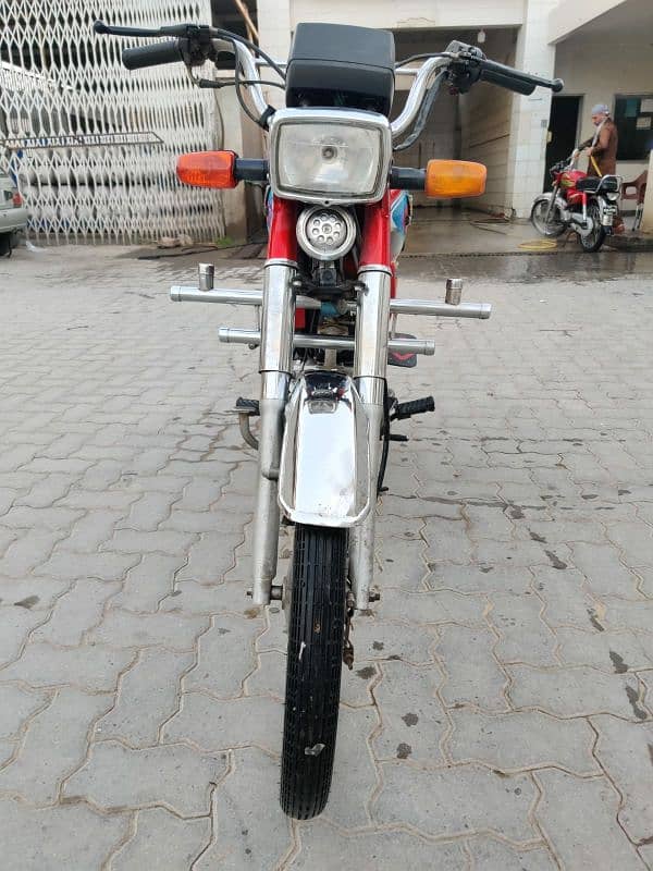 Road Price 70cc (Lush Condition) Registered 2023 1