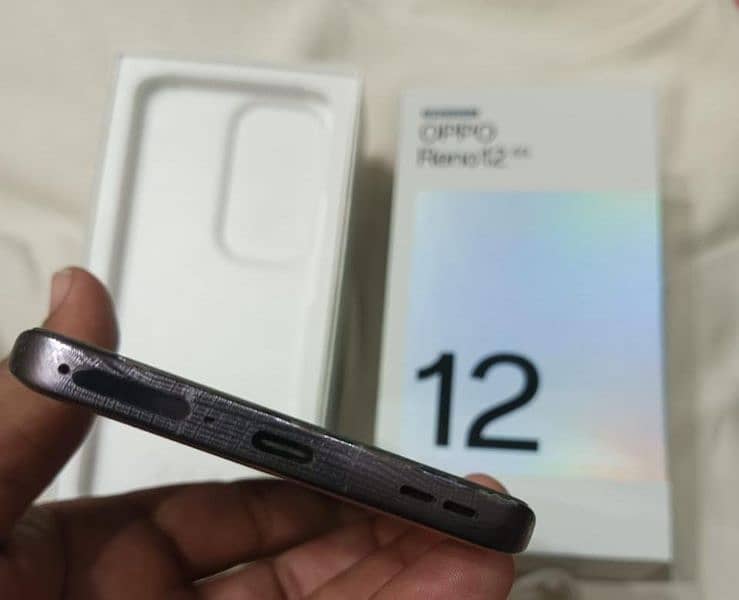 Oppo Reno 12 5G / 512gb / 10/10 condition 2