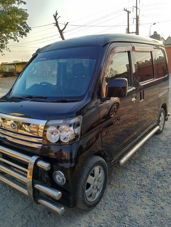 Daihatsu Hijet 2019 13