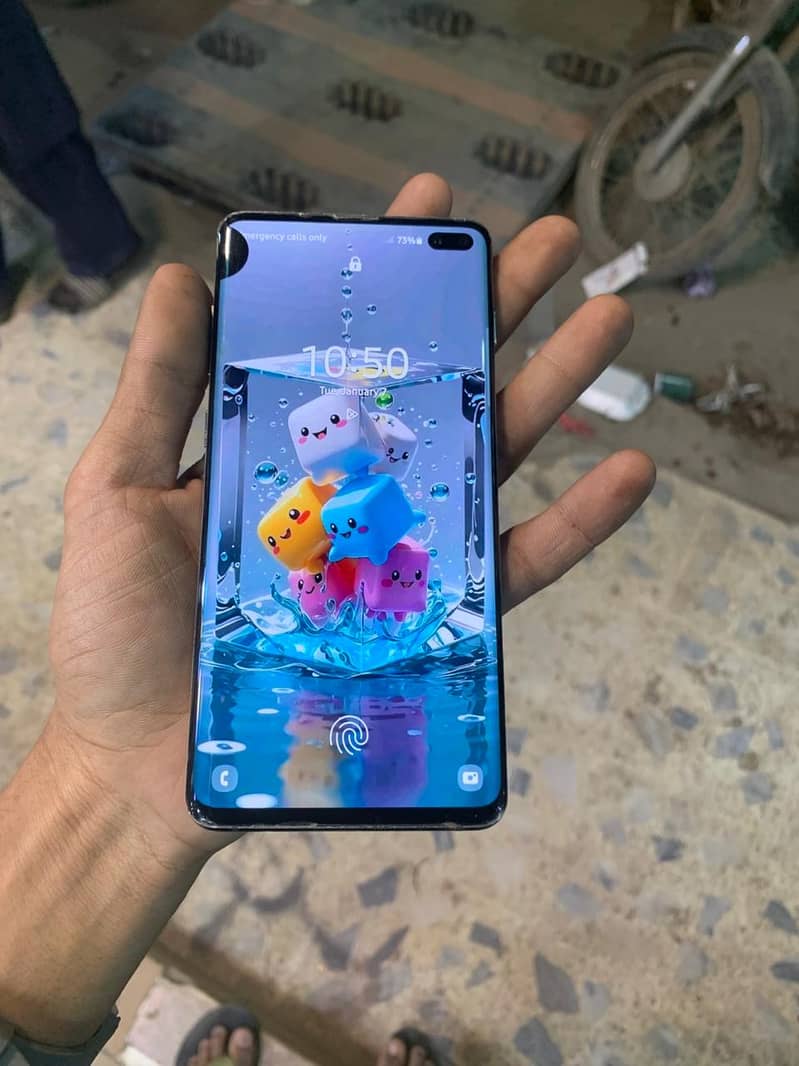 Samsung Mobile S10 Plus 2