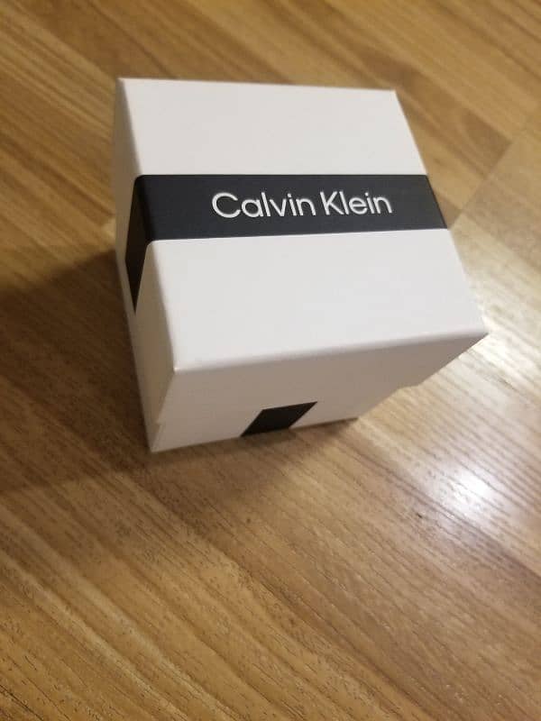 CALVIN KLIEN BOX PACK WATCH 1