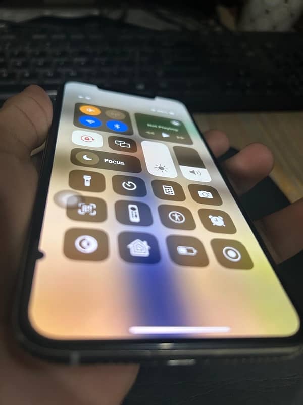 IPhone XS Max 9/10Condition 64 GB Ha Non PTA 5