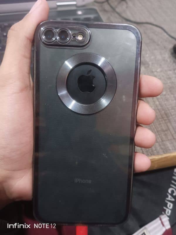 iphone 7+ urgent sale 3