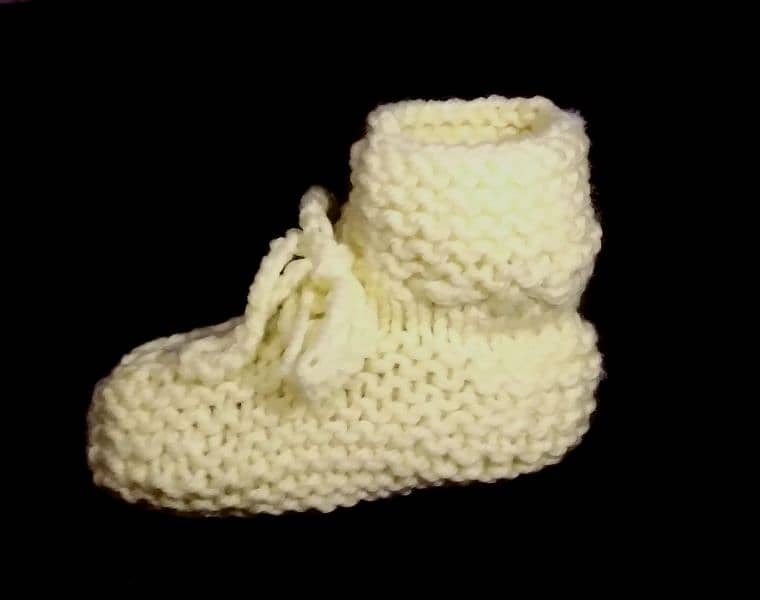 Crochet baby shoes 3