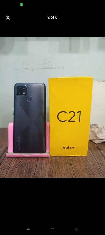 Realme C21 1