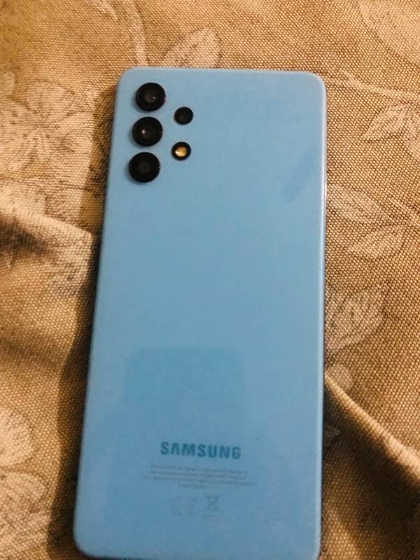 Samsung A32 with full box 1