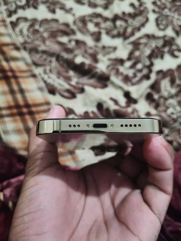 i phone 13 pro non pta 128 gb 10/10 condition 1