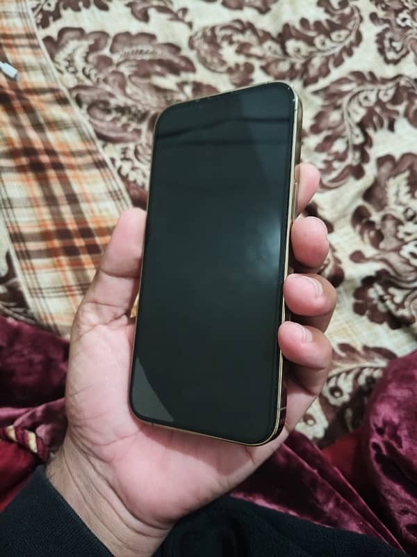 i phone 13 pro non pta 128 gb 10/10 condition 5