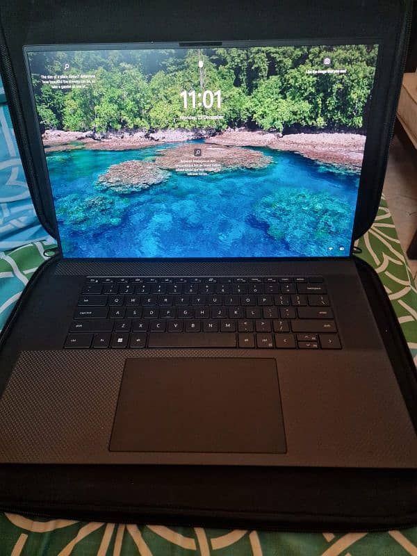 Dell XPS 17 9730|Core i7 13th Gen|16GB Ram 512GB SSD|RTX 4050 6GB 0