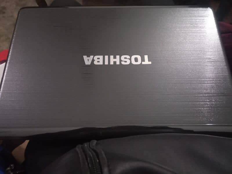 Toshiba laptop 2nd generation 1