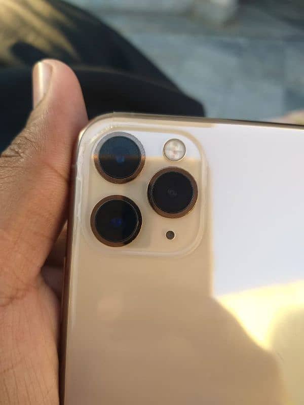 new I phone 11 Brand new face id off just 1