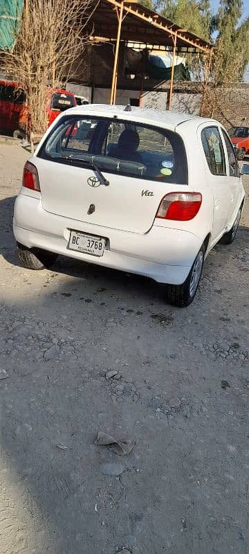 Toyota Vitz 2000 7