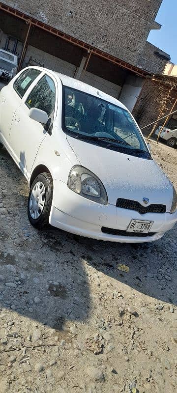 Toyota Vitz 2000 8