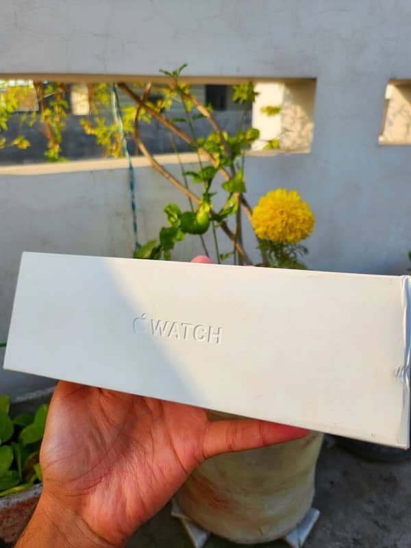 Apple Watch Series 9 Brand New 5