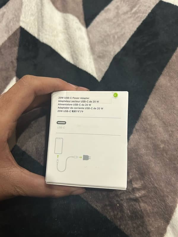 iPhone 20w original charger 1