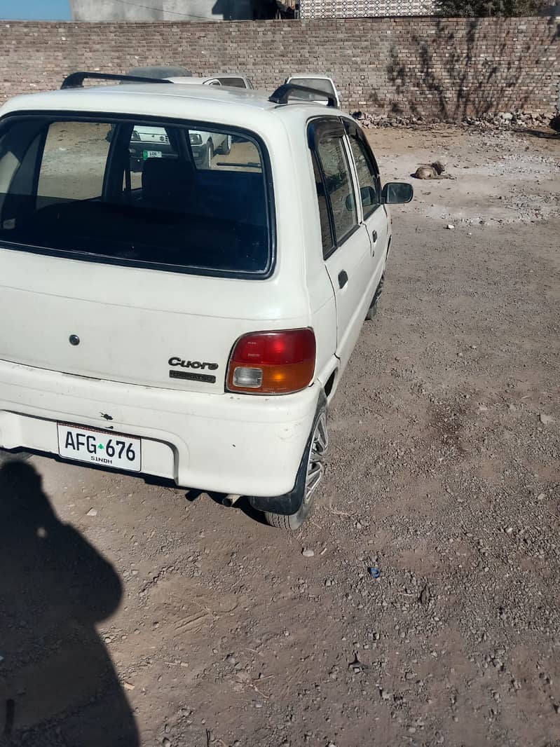 Daihatsu Cuore 2003 3