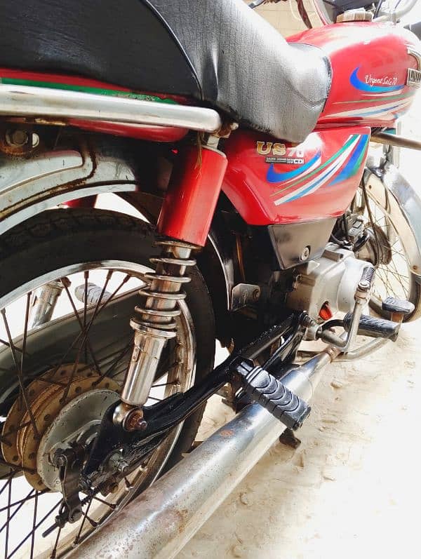 Good condition bike with all genuine parts 4