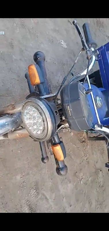 Loader Rickshaw Motorcycle, 100 cc , 03404457543 7