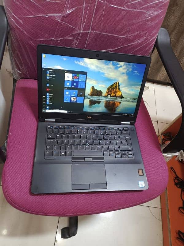 Dell C-i7-6th Gen Latitude 256GB NVMe Radeon 2GB Card Dadicated 8GB RM 2