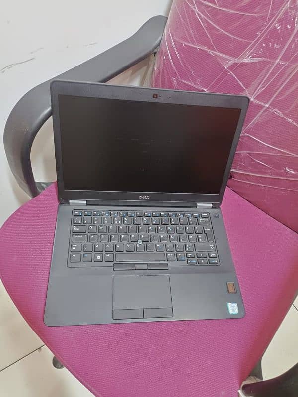 Dell C-i7-6th Gen Latitude 256GB NVMe Radeon 2GB Card Dadicated 8GB RM 15