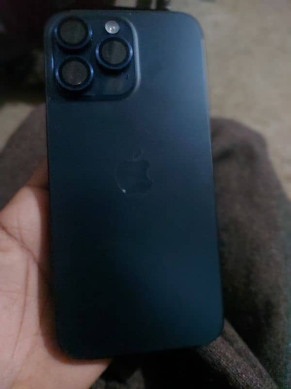 i phone 15 pro max  256Gb 0