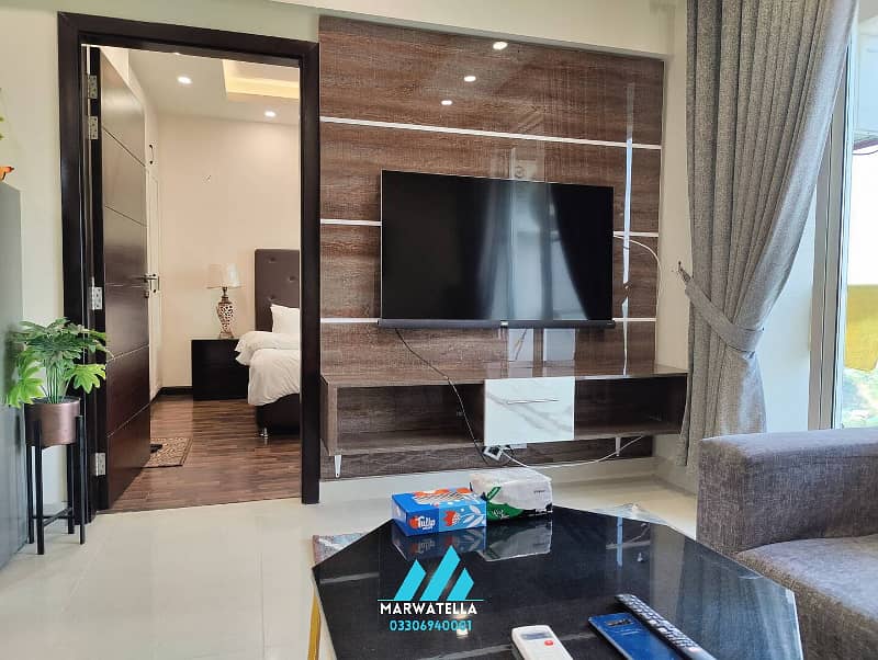 Decent one bedroom apartment for daily basis rent in Elysium Mall 4