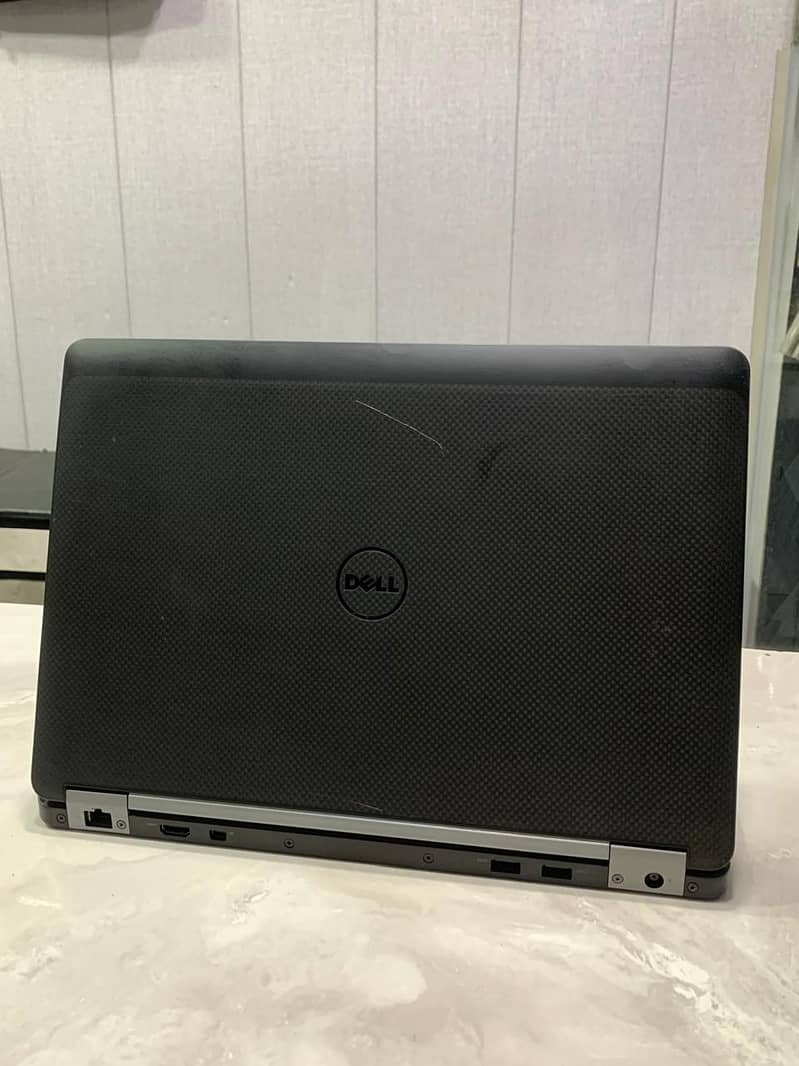 Dell latitude 7470 Core i7 6th generation 8gb Ram 256gb SSD Touch 1