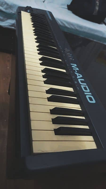 Midi Keyboard, midi keyboard. M-Audio Keystation61. Studio Midi 1