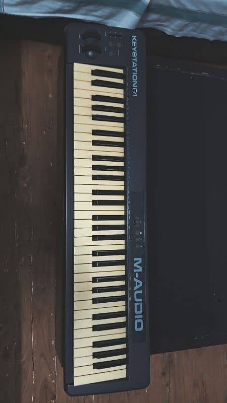 Midi Keyboard, midi keyboard. M-Audio Keystation61. Studio Midi 2