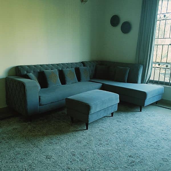 Lshaped sofa with ottoman 5