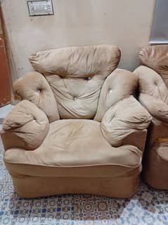 Sofa Set 5 Seater Available