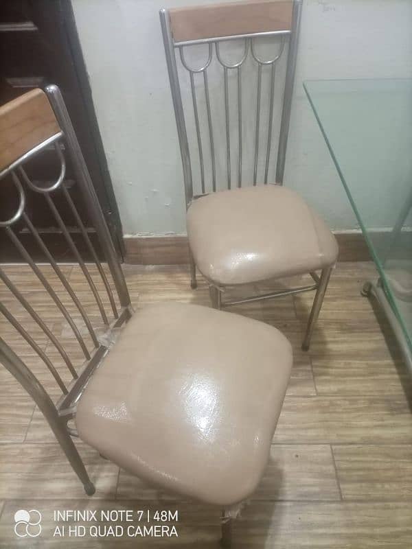 Dining table with 6 chairs 0