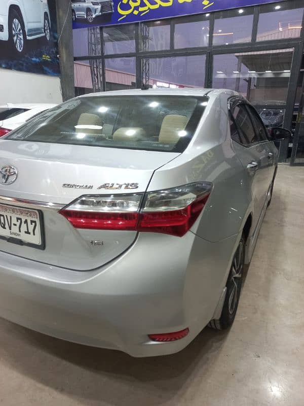 Toyota Corolla Altis 2019 8