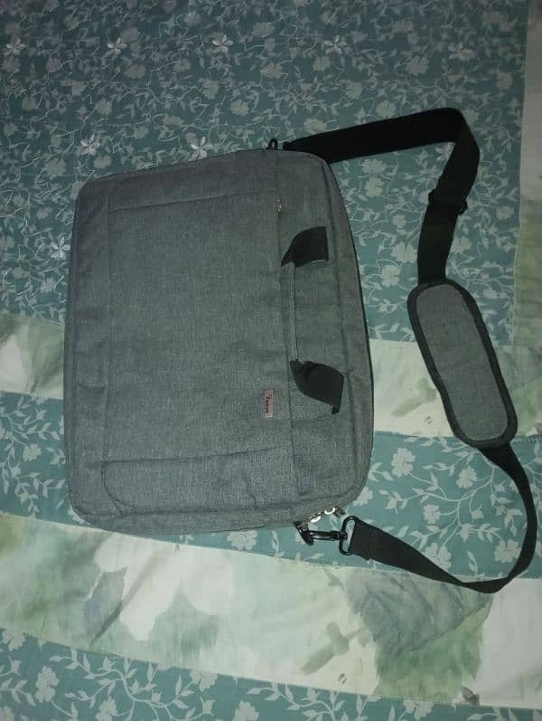 laptop bag 1