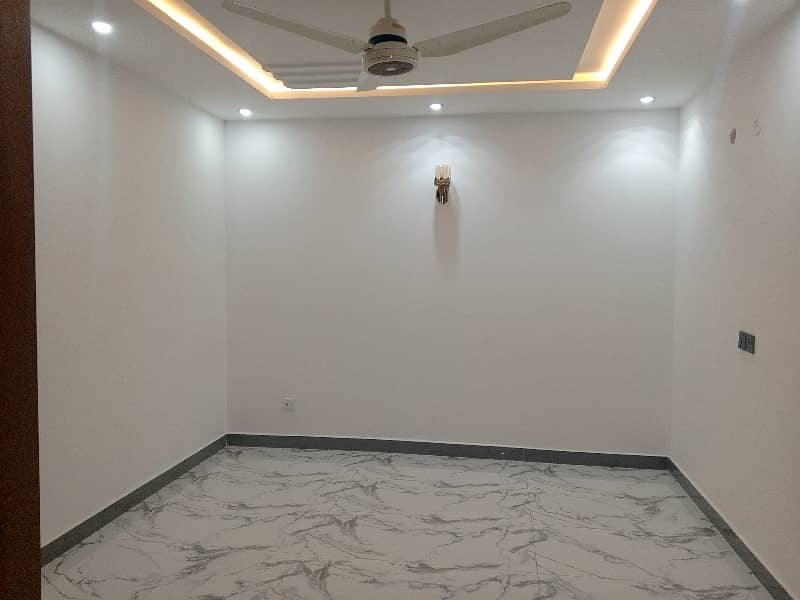 5 MARLA BRAND NEW HOUSE FOR SALE IN DHA RAHBAR BLOCK M,50FT WIDE 23