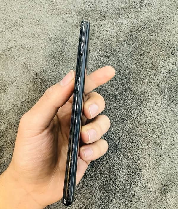 One plus 6t 8/128 Dual approved 4