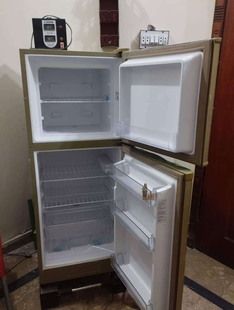 Dawlance Fridge (Small Size) condition 10/10 5