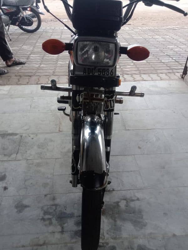 CG 125 for sale. Contact  Javad 03006267190 0