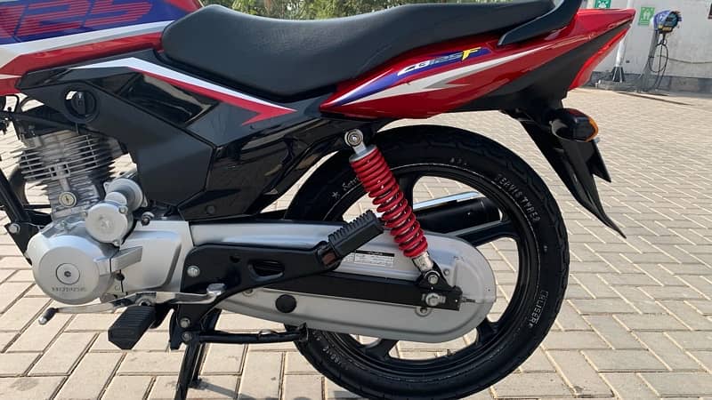 Honda CB 125F-Islamabad I-8/2 1