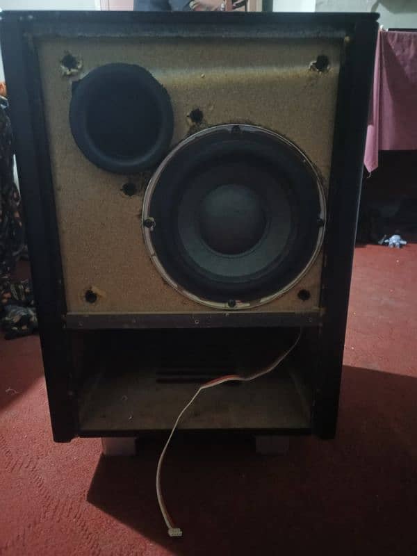 Philips subwoofer 4