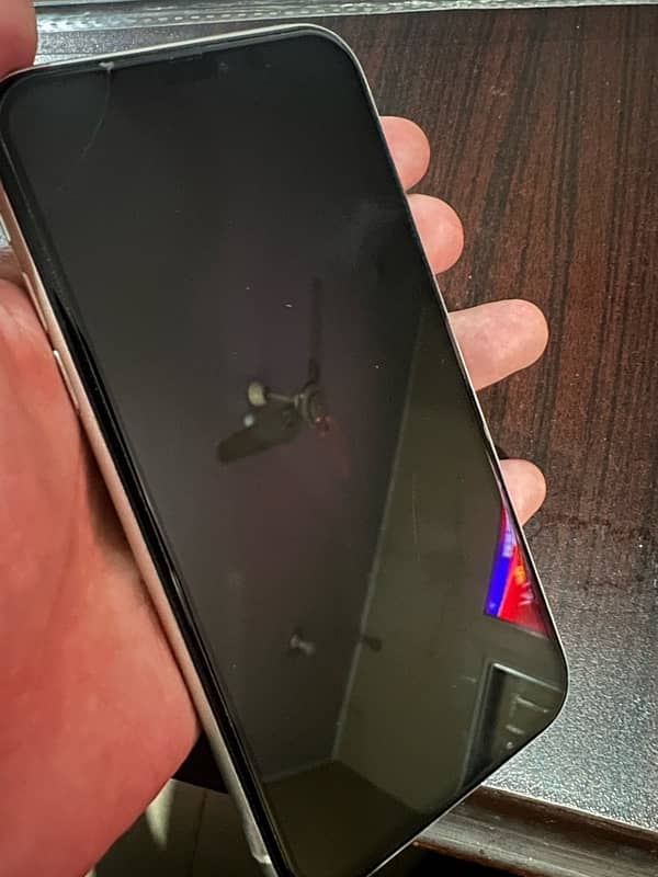 iPhone 11 PTA 1