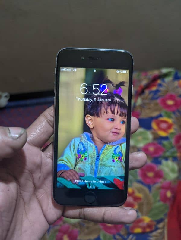 I phone 6 pti approved 64gb 9/10 finger not working dal jy ga 1000 TK 1