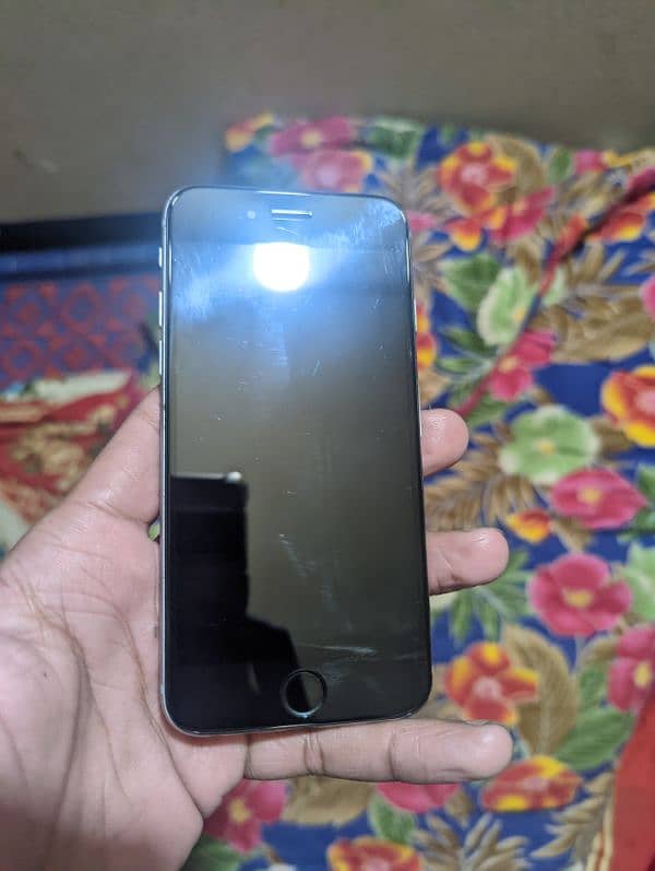 I phone 6 pti approved 64gb 9/10 finger not working dal jy ga 1000 TK 2